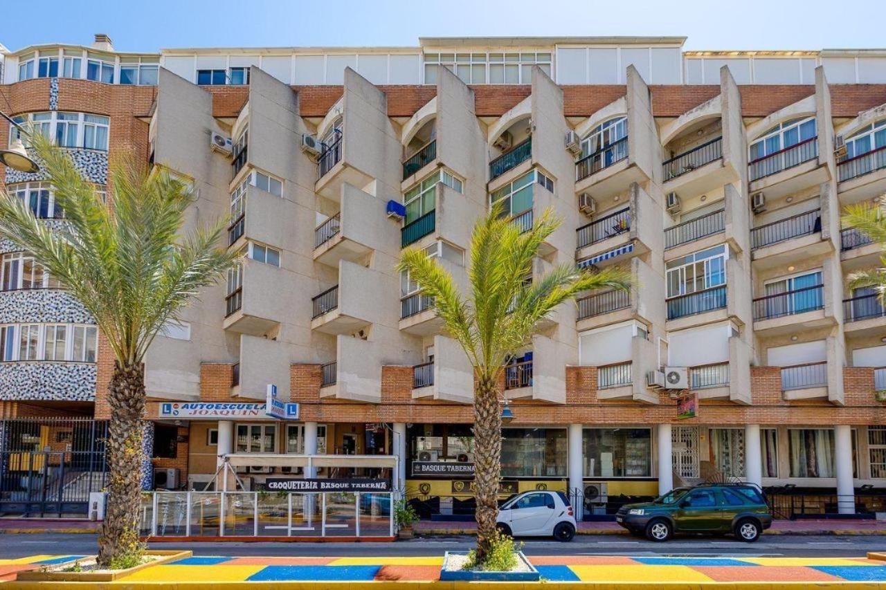 Studio Apartment Santana Habaneras - 05 At Beach With Garage, Pool And Lift Torrevieja Kültér fotó